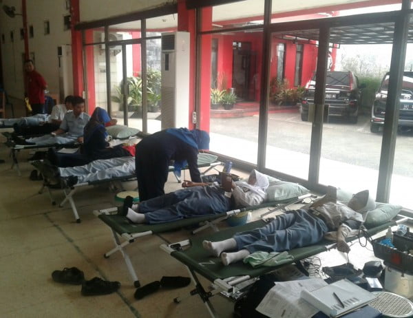 Antusiasme Siswa SMK Telkom Purwokerto Mengikuti Donor Darah
